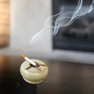Handcrafted Wooden Ashtray with Lid | Natural Finish | Eco-Friendly & Durable Handcrafted Wooden Ashtray with Lid | Natural Finish | Eco-Friendly & Durable