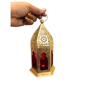Moroccan Style Gold Lantern with Green Glass – Decorative Metal Candle Holder for Ramadan, Eid, Weddings, Home Decor & Parties – Vintage Hanging Lantern. (Red) Moroccan Style Gold Lantern with Green Glass – Decorative Metal Candle Holder for Ramadan, Eid, Weddings, Home Decor & Parties – Vintage Hanging Lantern. (Red)