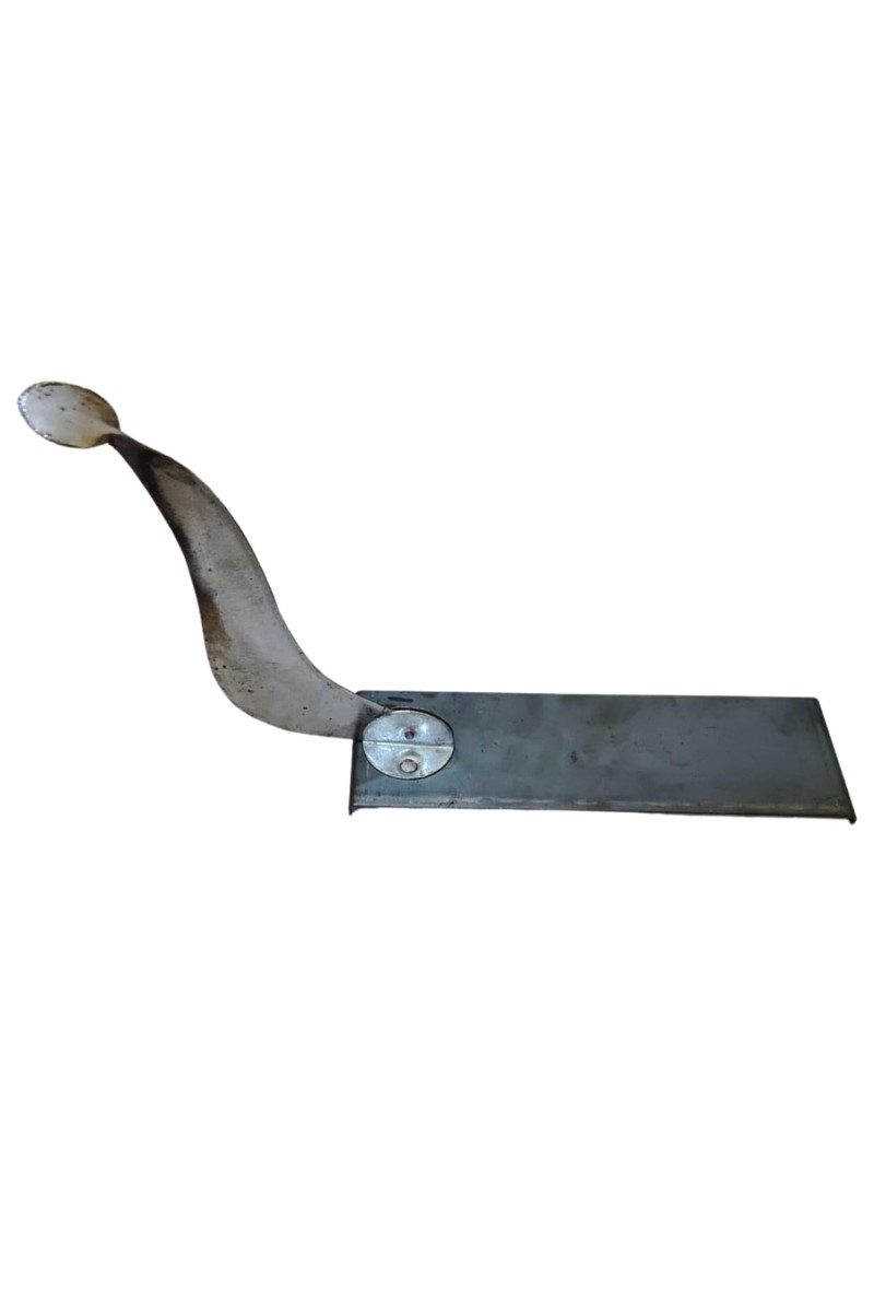Traditional Indian Bonti Vegetable Cutter with Coconut Scraper | Heavy Duty Iron Blade Manual Kitchen Tool | Multipurpose Floor Cutter for Vegetables, Fish & Coconut Scraping
