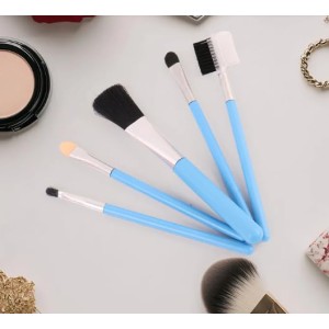 Makeup Brush Set of 5 – Professional Face & Eye Brushes Kit with Soft Bristles | Foundation, Blush, Eyeshadow & Eyebrow Brushes | Lightweight Blue Handle Cosmetic Tools (3 Colors may vary) Makeup Brush Set of 5 – Professional Face & Eye Brushes Kit with Soft Bristles | Foundation, Blush, Eyeshadow & Eyebrow Brushes | Lightweight Blue Handle Cosmetic Tools (3 Colors may vary)