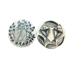 Handcrafted Wooden Coasters Set of 2 – Hand-Painted Tribal Fish Art Round Tea & Coffee Coasters | Eco-Friendly Wooden Drink Coaster for Home, Office & Gifting Handcrafted Wooden Coasters Set of 2 – Hand-Painted Tribal Fish Art Round Tea & Coffee Coasters | Eco-Friendly Wooden Drink Coaster for Home, Office & Gifting