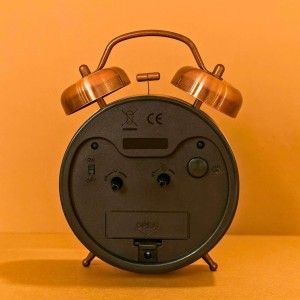 Vintage Twin Bell Alarm Clock for Bedroom | Retro Analog Table Clock with Loud Ring, Classic Dial & Metal Body | Battery Operated Decorative Bedside Clock for Home & Office (Vintage Copper Brown) Vintage Twin Bell Alarm Clock for Bedroom | Retro Analog Table Clock with Loud Ring, Classic Dial & Metal Body | Battery Operated Decorative Bedside Clock for Home & Office (Vintage Copper Brown)