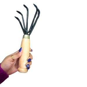 Garden Hand Cultivator Tool with Wooden Handle – 5 Prong Manual Rake for Wooden Handle Manual Tool for Weeding, Aerating & Soil Cultivation Farming. Garden Hand Cultivator Tool with Wooden Handle – 5 Prong Manual Rake for Wooden Handle Manual Tool for Weeding, Aerating & Soil Cultivation Farming.