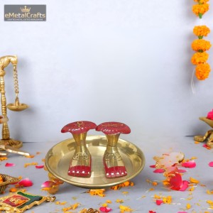 Traditional Brass Charan Paduka Set with Plate | Auspicious Puja Item for Mandir, Worship & Religious Rituals Home Temple, Puja & Spiritual Decor