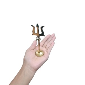 HiTechMart Handcrafted Brass Trishul Stand – Divine Hindu Trident for Puja, Home Temple & Spiritual Décor – Durable & Auspicious Religious Symbol for Lord Shiva Worship HiTechMart Handcrafted Brass Trishul Stand – Divine Hindu Trident for Puja, Home Temple & Spiritual Décor – Durable & Auspicious Religious Symbol for Lord Shiva Worship