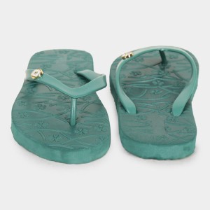 Women's Flip Flop Slippers – Comfortable Indoor & Outdoor Slip-On Sandals – Lightweight, Non-Slip, Casual Footwear Women's Flip Flop Slippers – Comfortable Indoor & Outdoor Slip-On Sandals – Lightweight, Non-Slip, Casual Footwear