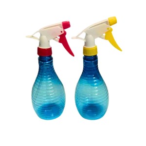 2-Pack Spray Bottles – 500ml Refillable Plastic Mist Sprayers with Adjustable Nozzle – Durable Trigger Bottles for Cleaning, Plants, Hair, Gardening & More (Red & Yellow)