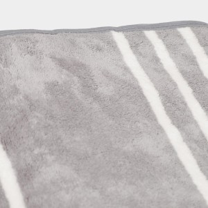 270 GSM Grey Microfiber Bath Towel - (M3197) 270 GSM Grey Microfiber Bath Towel - (M3197)