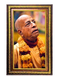 Bhaktivedanta Swami Prabhupada Digital Golden Balck Color Photo Frame | Hindu Religious Wall Decor | 16x22 Inches - Inspirational Wall Art For Office, Home Decor - Ideal Spiritual Gift (F16772)