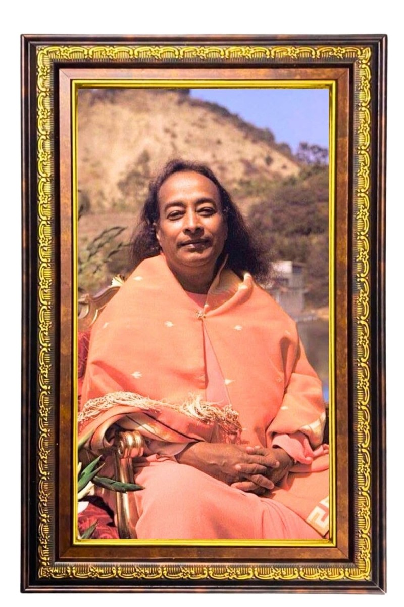 Paramahamsa Yogananda Digital Golden Balck Color Photo Frame | Hindu Religious Wall Decor | 12x18 Inches - Inspirational Wall Art For Office, Home Decor - Ideal Spiritual Gift (F16624)