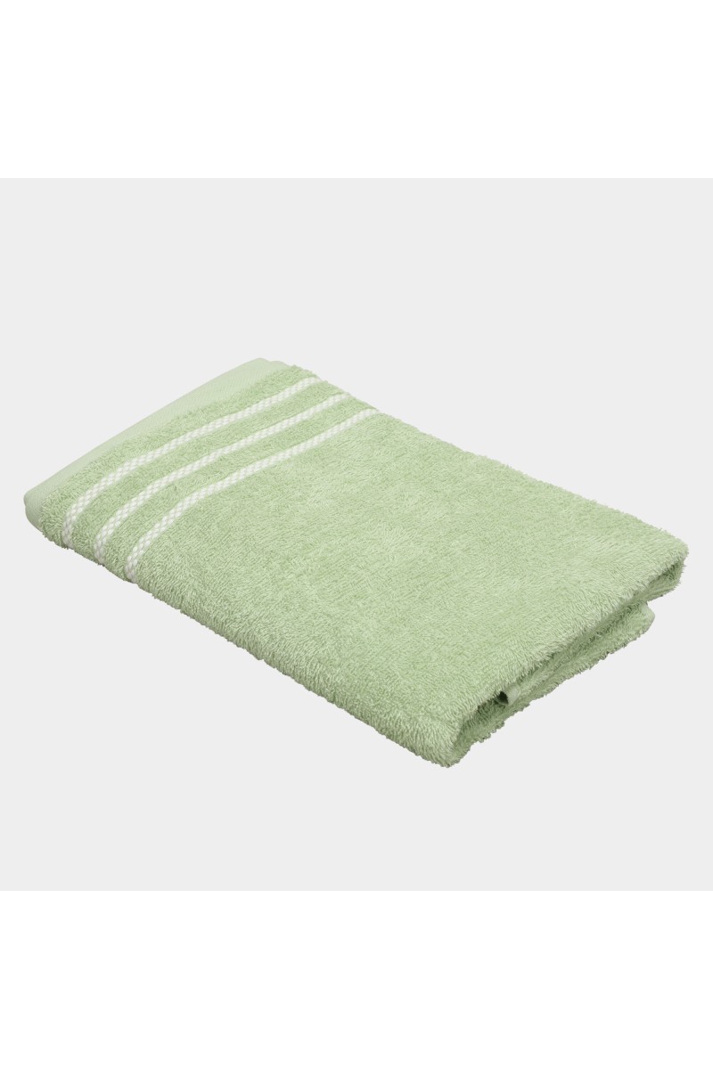 Home Beautiful                         250 GSM Green Cotton Bath Towel